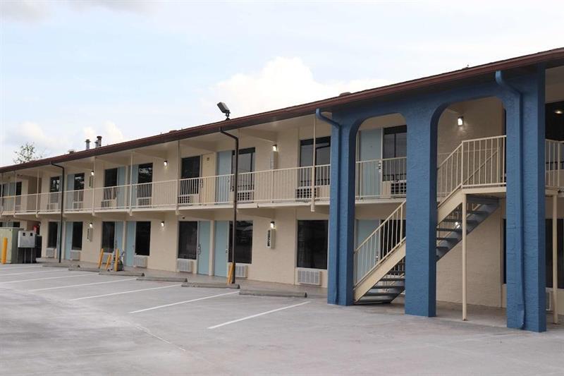 Surestay Hotel By Best Western Jacksonville South Exterior photo